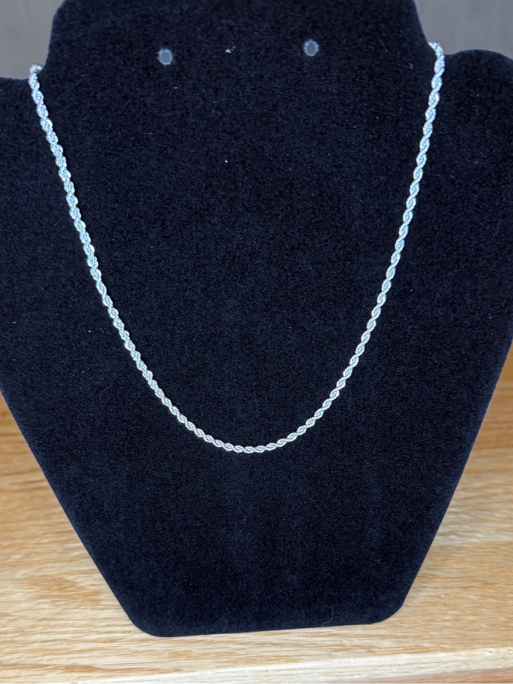 NEW 18K White Gold Filled Rope Chain 16”